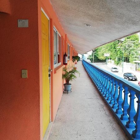 Hotel Canaima Suites Acapulco Bagian luar foto