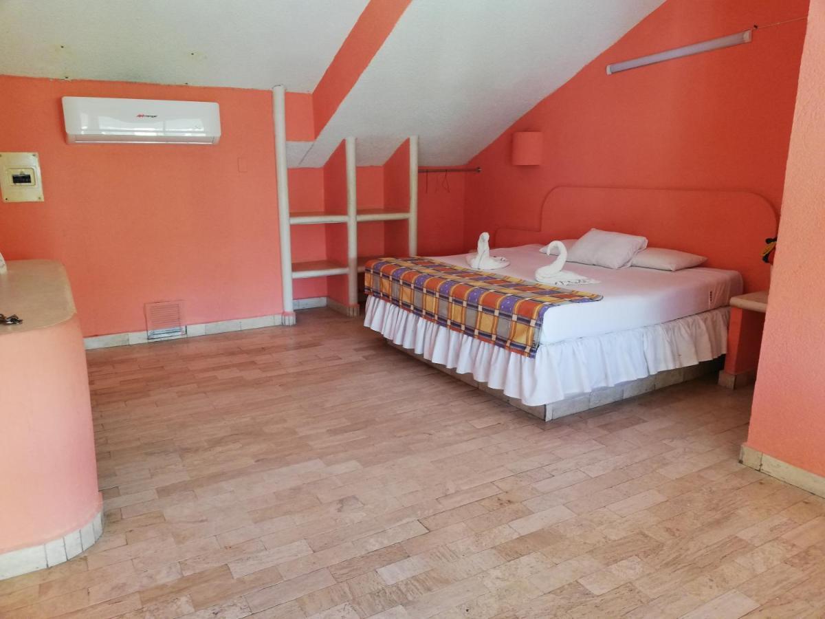 Hotel Canaima Suites Acapulco Bagian luar foto